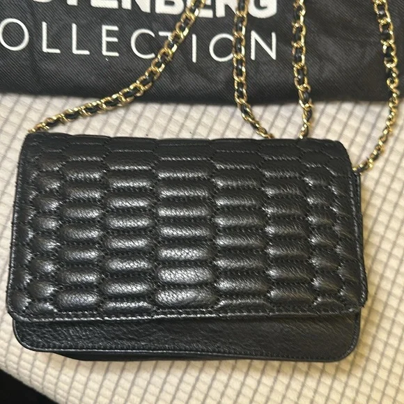 Aimee Kestenberg Black Leather Quilted Purse with Chain Strap - Picture 2 of 4